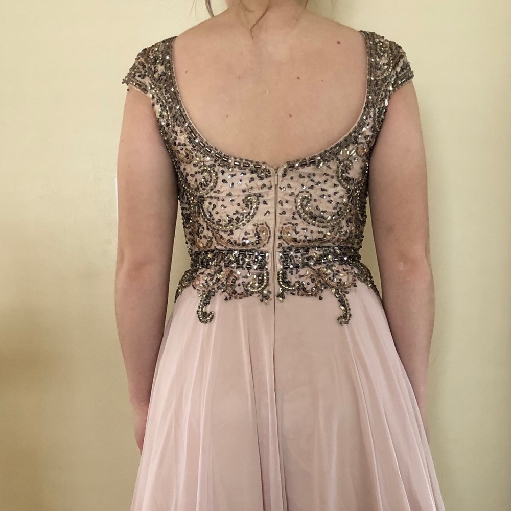 Prom dress - Picture 2 of 4
